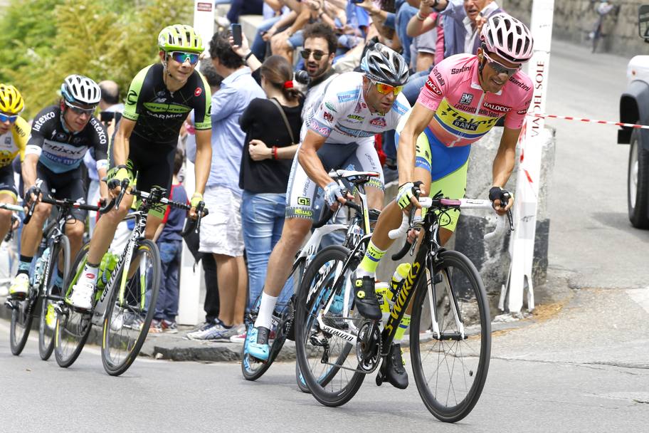 La maglia rosa Contador. Bettini